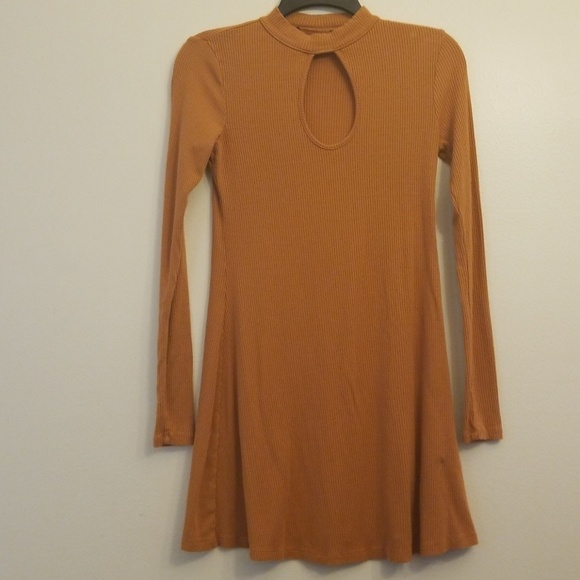 Mustard Yellow Dress - Picture 2 of 2